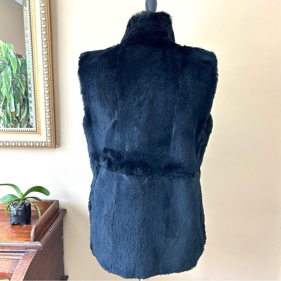 Vintage Black Genuine Fur Zip Vest Cozy Soft Quiet Luxury Sleeveless Size Large - Picture 8 of 11